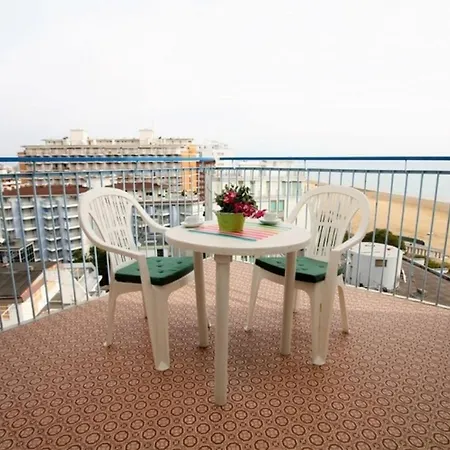 Residenza Bianco Nero Apartment Lignano Sabbiadoro Exterior photo