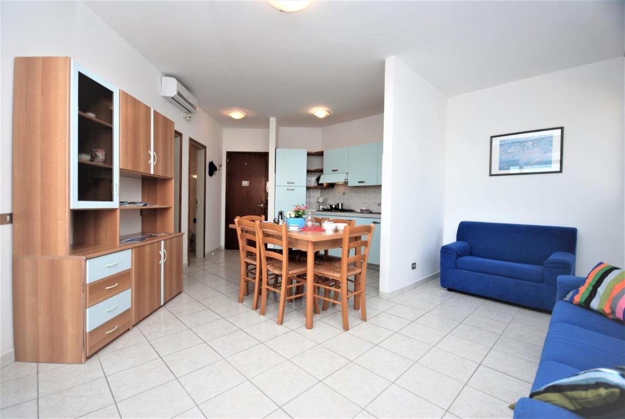 Residenza Bianco Nero Lignano Sabbiadoro