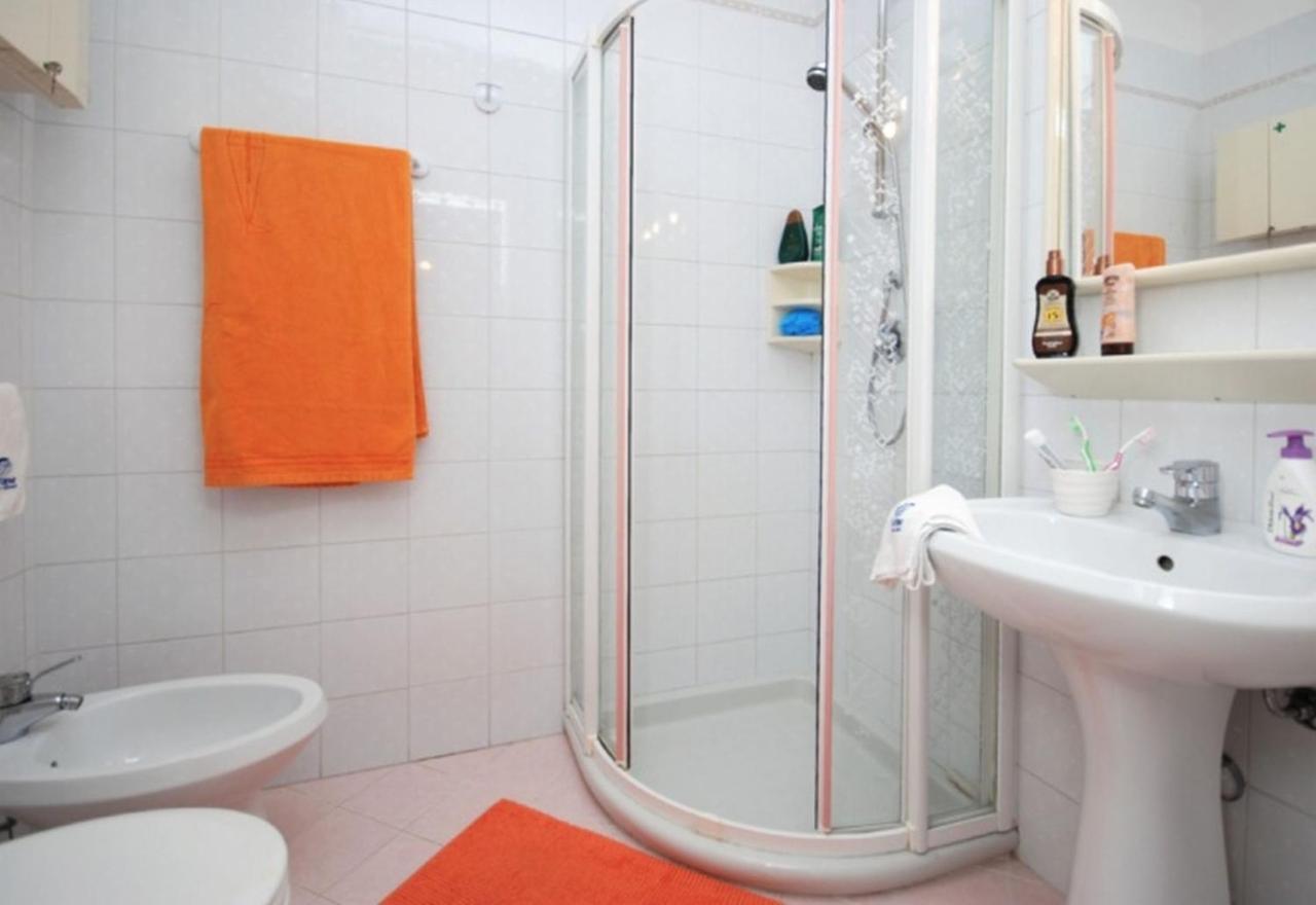 Residenza Bianco Nero Lignano Sabbiadoro